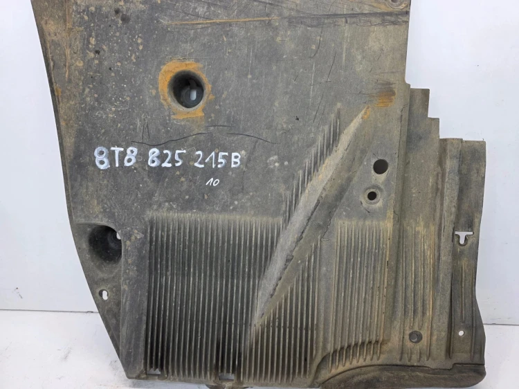 OSŁONA PŁYTA PODWOZIA LEWY TYŁ AUDI A5 8T SPORTBACK 8T8825215B *10*