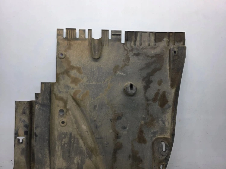 OSŁONA PŁYTA PODWOZIA LEWY TYŁ AUDI A5 8T SPORTBACK 8T8825215B *10*
