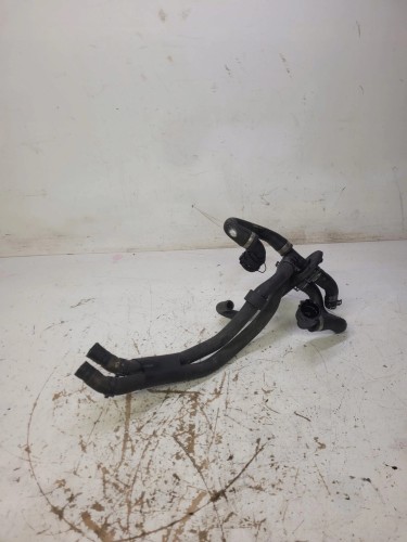 RURA PRZEWÓD WODY AUDI A4 B9 A5 8W1122109A