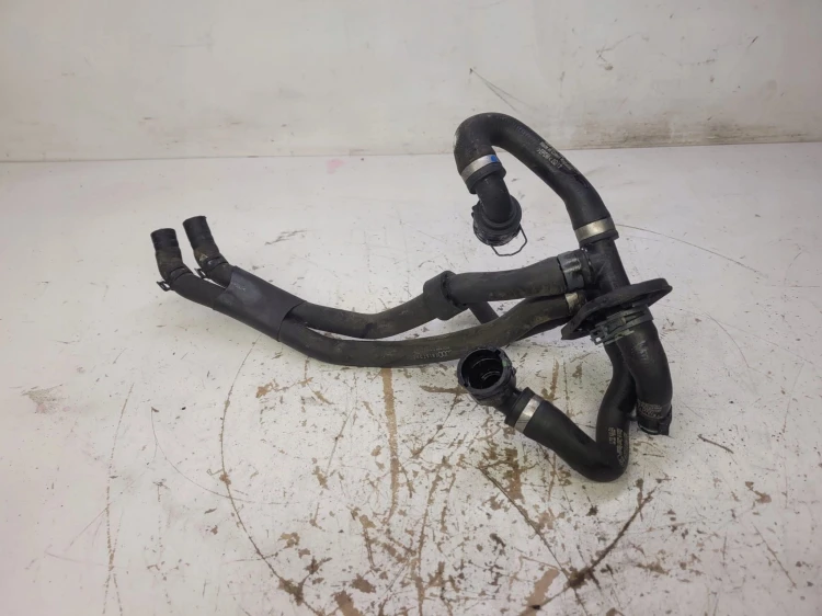 RURA PRZEWÓD WODY AUDI A4 B9 A5 8W1122109A