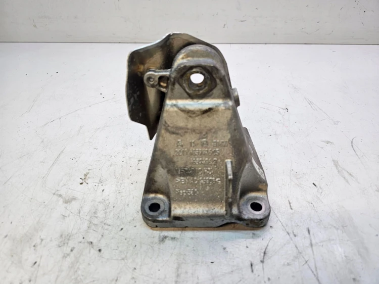 ŁAPA SILNIKA PRAWA BMW F36 430I B48B20B 252K KM 2211685941605