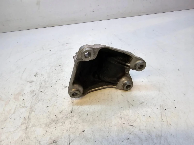 ŁAPA SILNIKA PRAWA BMW F36 430I B48B20B 252K KM 2211685941605