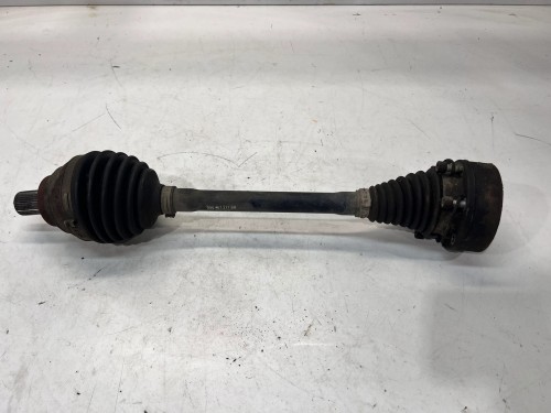 PÓŁOŚ LEWY PRZÓD AUDI A3 8V 5Q0407271BR