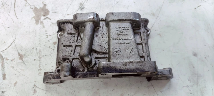 OBUDOWA ROZRZĄDU AUDI A4 A5 A6 3.0 CRT 059109122AA