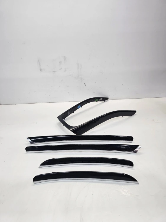 DEKOR TUNELU AUDI A5 COUPE 8K0863305P BLACK PIANO ++CHROM