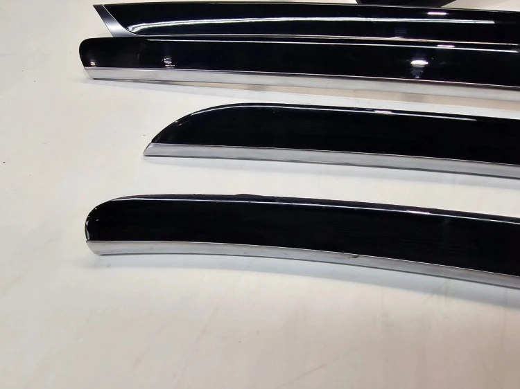 DEKOR TUNELU AUDI A5 COUPE 8K0863305P BLACK PIANO ++CHROM