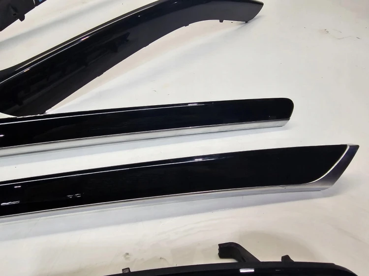 DEKOR TUNELU AUDI A5 COUPE 8K0863305P BLACK PIANO ++CHROM