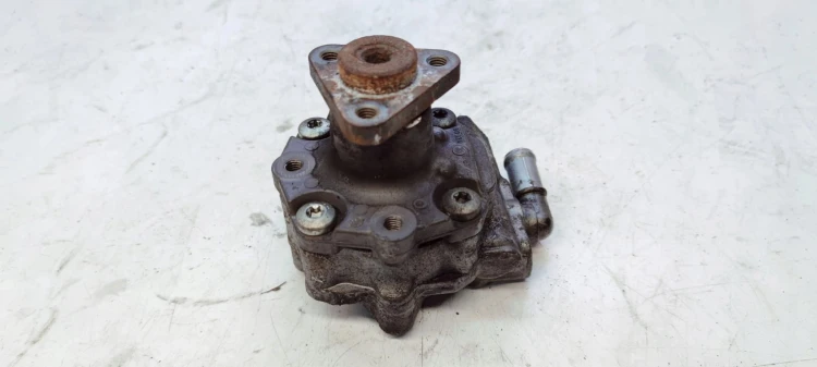 POMPA WSPOMAGANIA AUDI A6 C6 LIFT 2.0 TDI 4F0145156B