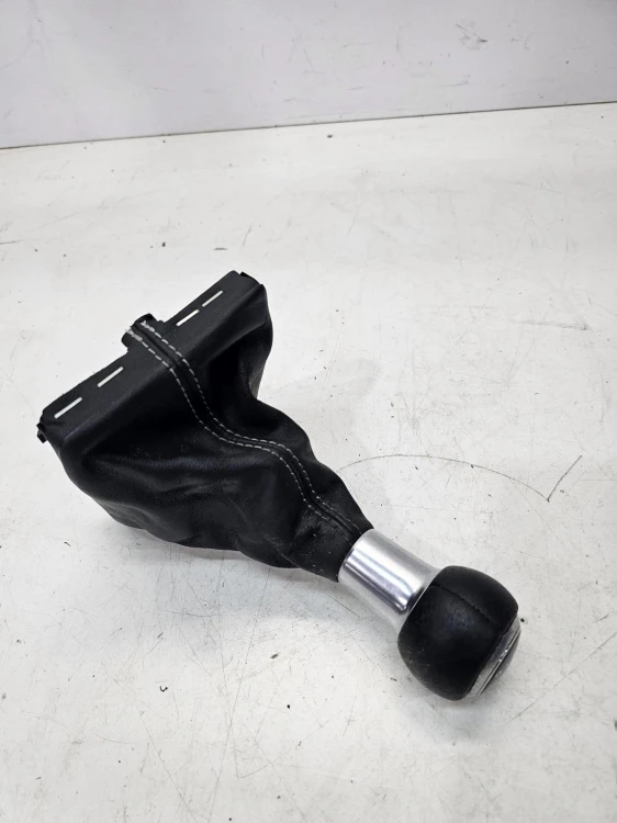 MIESZEK GAŁKA ZMIANY BIEGÓW AUDI A3 8V 8V0863279 ***3***