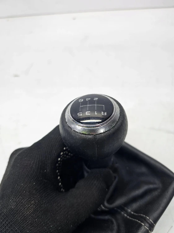 MIESZEK GAŁKA ZMIANY BIEGÓW AUDI A3 8V 8V0863279 ***3***