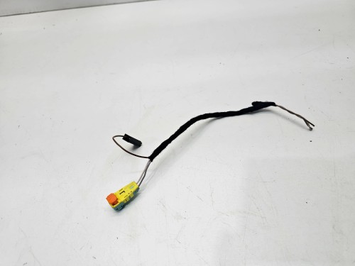 WTYCZKA KOSTKA PODUSZKI AIRBAG AUDI VW SEAT 4F0972562A