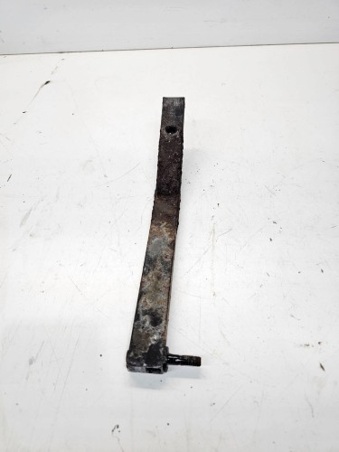WSPORNIK PASA LEWY AUDI A4 B8 8K0805527A