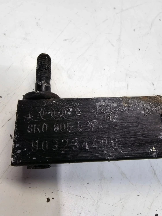 WSPORNIK PASA LEWY AUDI A4 B8 8K0805527A