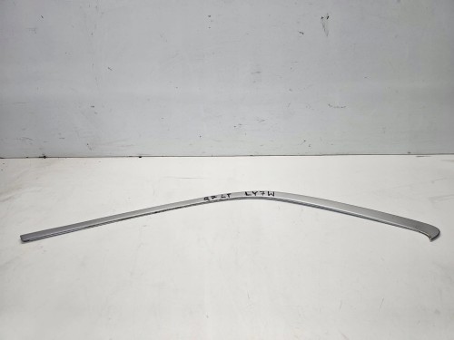 LISTWA NAKŁADKA SZYBY LEWY TYŁ AUDI Q7 4L 4L0853083B