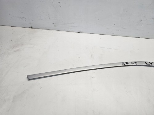 LISTWA NAKŁADKA SZYBY LEWY TYŁ AUDI Q7 4L 4L0853083B