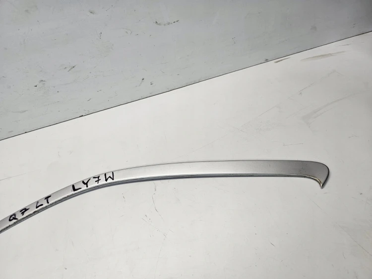 LISTWA NAKŁADKA SZYBY LEWY TYŁ AUDI Q7 4L 4L0853083B