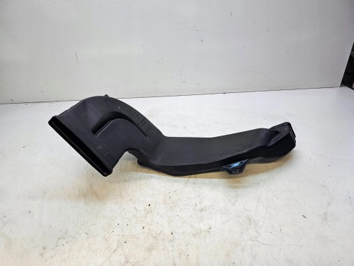 KANAŁ POWIETRZNY TUNEL AUDI A4 B9 A5 8W0819805A