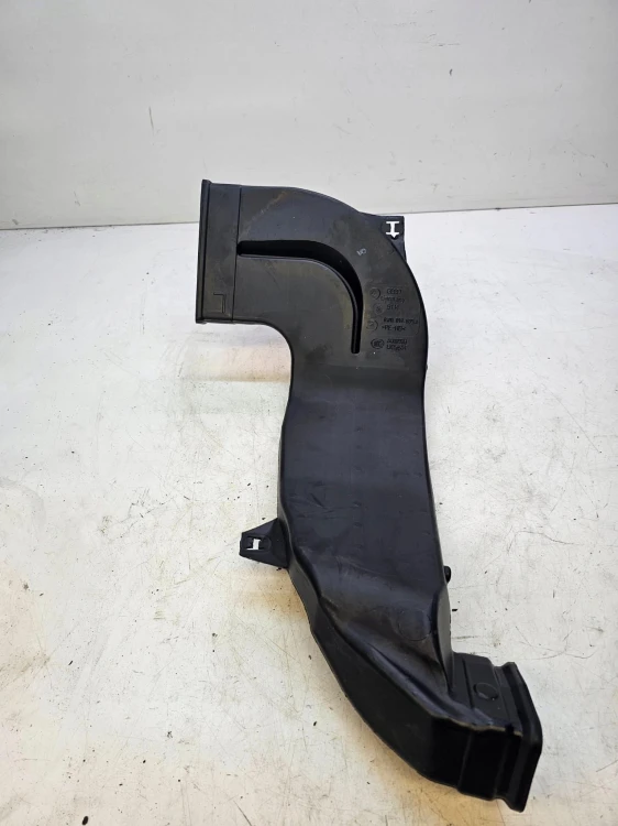 KANAŁ POWIETRZNY TUNEL AUDI A4 B9 A5 8W0819805A
