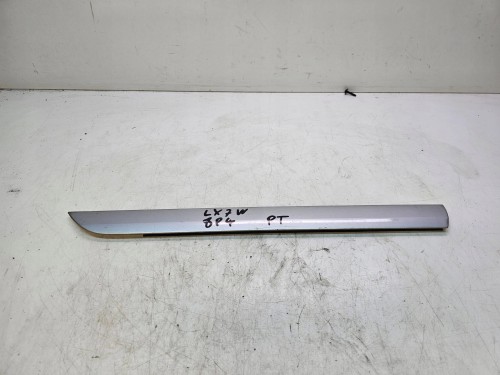 LISTWA DRZWI PRAWY TYŁ AUDI A3 8P LIFT LX7W