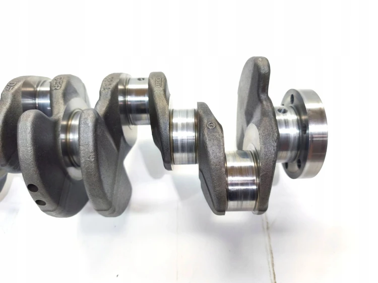 WAŁ KORBOWY AUDI VOLKSWAGEN SEAT SKODA 2.0 TDI CFF CJC 38AA *52* ZATARTY