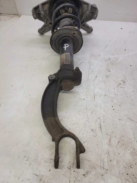 AMORTYZATOR PRAWY PRZÓD AUDI A4 B8 A5 8T0413031AD