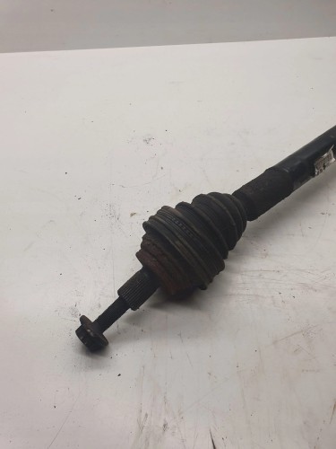 PÓŁOŚ PRAWA PRZEDNIA AUDI VW SKODA 1K0407272GM