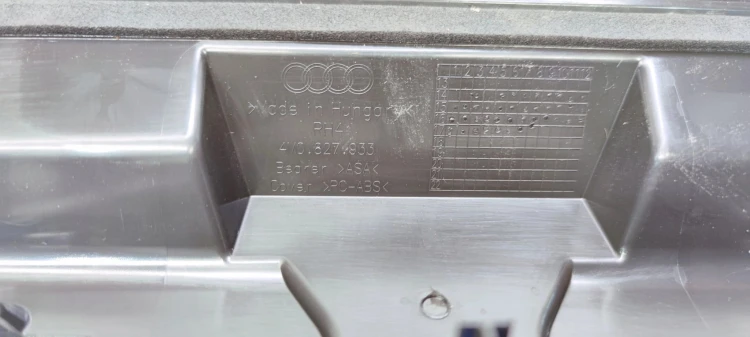 LOTKA SPOILER KLAPY TYŁ AUDI Q7 4M 4M0827933