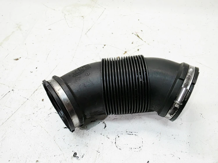 RURA SSĄCA POWIETRZA AUDI A6 C7 A7 059129615Q