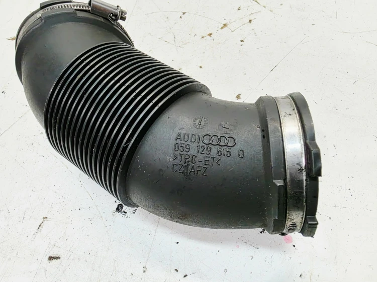 RURA SSĄCA POWIETRZA AUDI A6 C7 A7 059129615Q