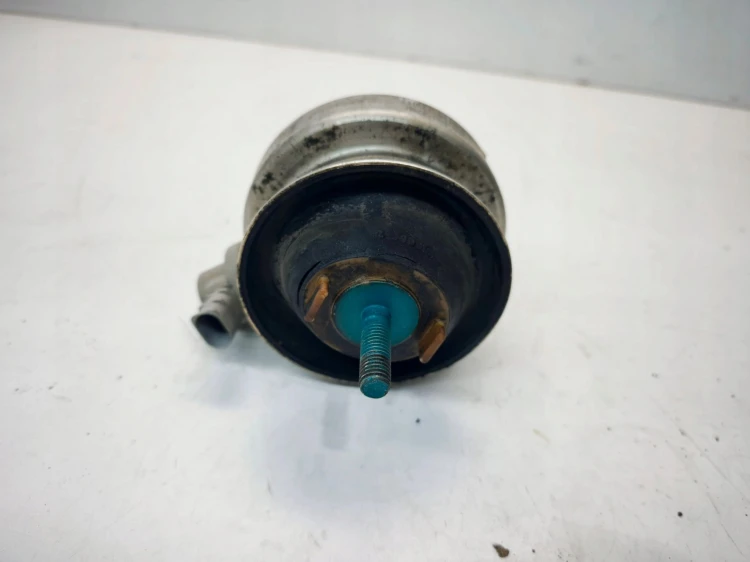 PODUSZKA ŁAPA SILNIKA Z CZUJNIKIEM AUDI A6 C6 4F0199379H