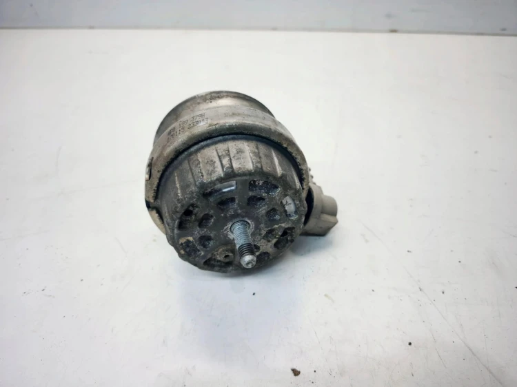PODUSZKA ŁAPA SILNIKA Z CZUJNIKIEM AUDI A6 C6 4F0199379H