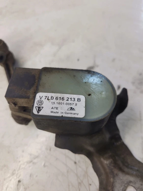 CZUJNIK POZIOMOWANIA ŚWIATEŁ AUDI Q7 4L 7L0616213B