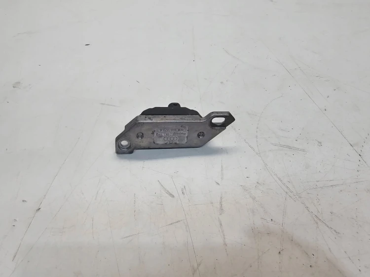 CZUJNIK PRZYSPIESZENIA AUDI A4 A5 A6 4F0616575G 4F0907651