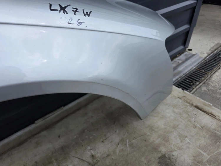 BŁOTNIK PRAWY PRZÓD AUDI A6 C6 LIFT LX7W 2008-2011 ORYGINAŁ !!!