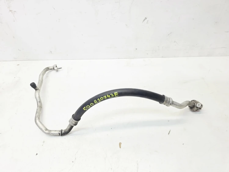 WĄŻ PRZEWÓD KLIMATYZACJI AUDI A3 8V VOLKSWAGEN SEAT SKODA 5Q0820743E