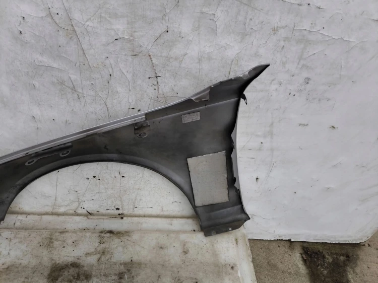BŁOTNIK PRAWY PRZÓD AUDI A4 B8 2008-2011 LX7W *****4