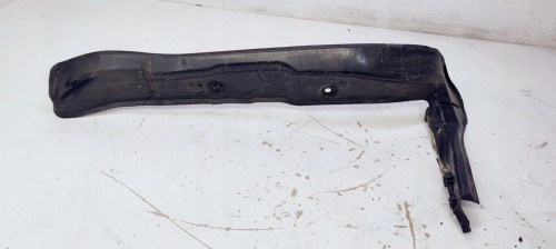 WYGŁUSZENIE BŁOTNIKA PRAWE AUDI A7 4G8821112A