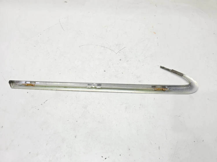LISTWA SZYBY KAROSERYJNEJ CHROM PRAWY TYŁ AUDI A6 C6 SEDAN 4F5853346A