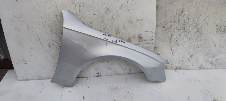 BŁOTNIK PRAWY PRZÓD AUDI A4 B8 2008-2011 LX7W *****3