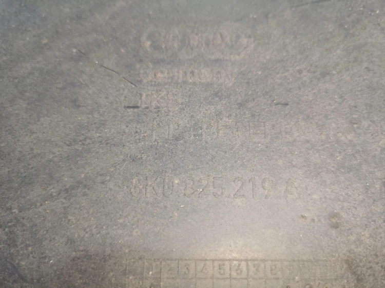 OSŁONA PODWOZIA AUDI A4 B8 A5 LEWA 8K0825219A