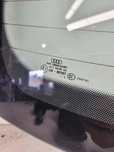 SZYBA TYLNA TYŁ AUDI A4 B8 SEDAN 2009R. 8K5