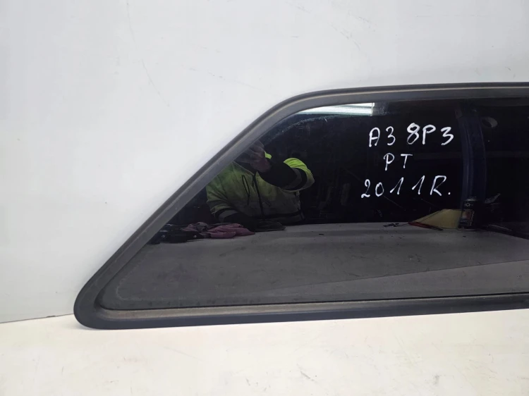 SZYBA KAROSERYJNA PRAWY TYŁ AUDI A3 8P 8P3 2011R
