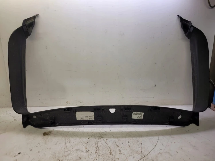 TAPICERKA KLAPY TYŁ AUDI A6 C7 AVANT 4G9867973C