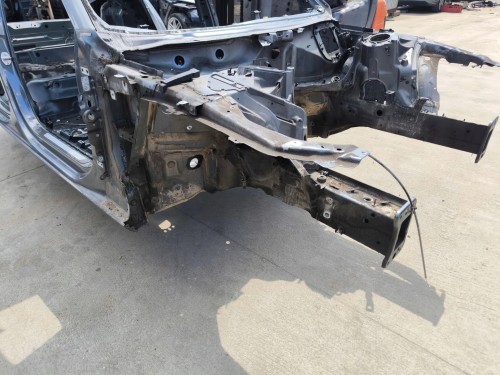 ĆWIARTKA PODŁUŻNICA FARTUCH PRAWY AUDI A4 B9 SEDAN AVANT ORYGINAŁ ! *3*