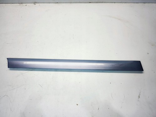 LISTWA Z BŁOTNIKA PRAWY TYŁ AUDI A3 8P 8P3853700B