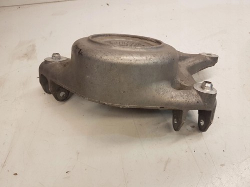 MOCOWANIE GÓRNE AMORTYZATORA AUDI A4 A5 8K0412384F