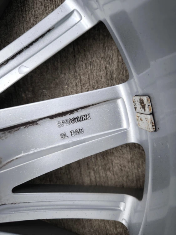 FELGA ALUMINIOWA AUDI VW SEAT SKODA 8.5J R18 ET29 8F0601025A K*3* OK