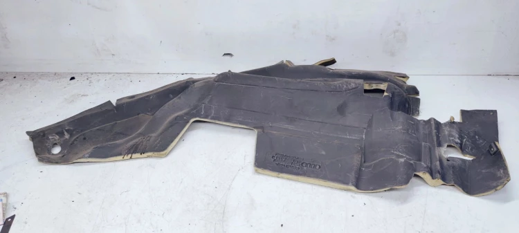 WYGŁUSZENIE NADKOLA PRAWY TYŁ AUDI Q7 4L0863814B