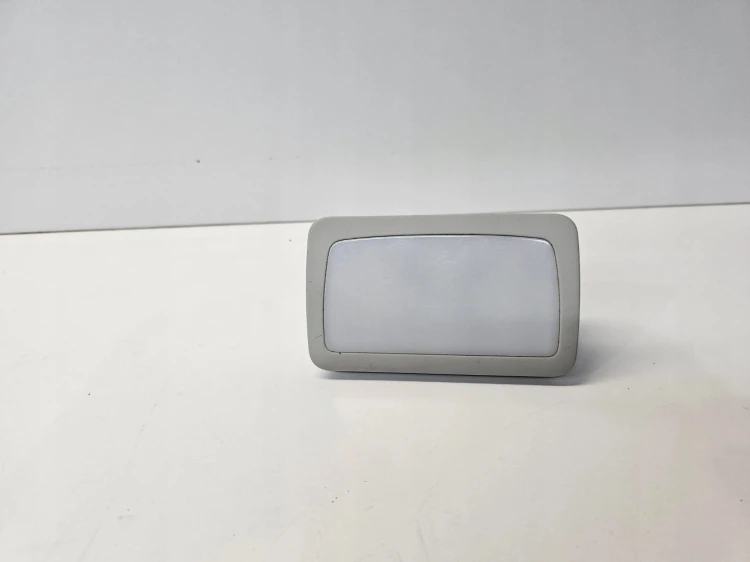 OŚWIETLENIE KABINY AUDI A6 C6 KOMBI 4L0947123