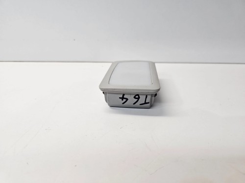 OŚWIETLENIE KABINY AUDI A6 C6 KOMBI 4L0947123